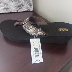 TEVA - Brand New Sandal.